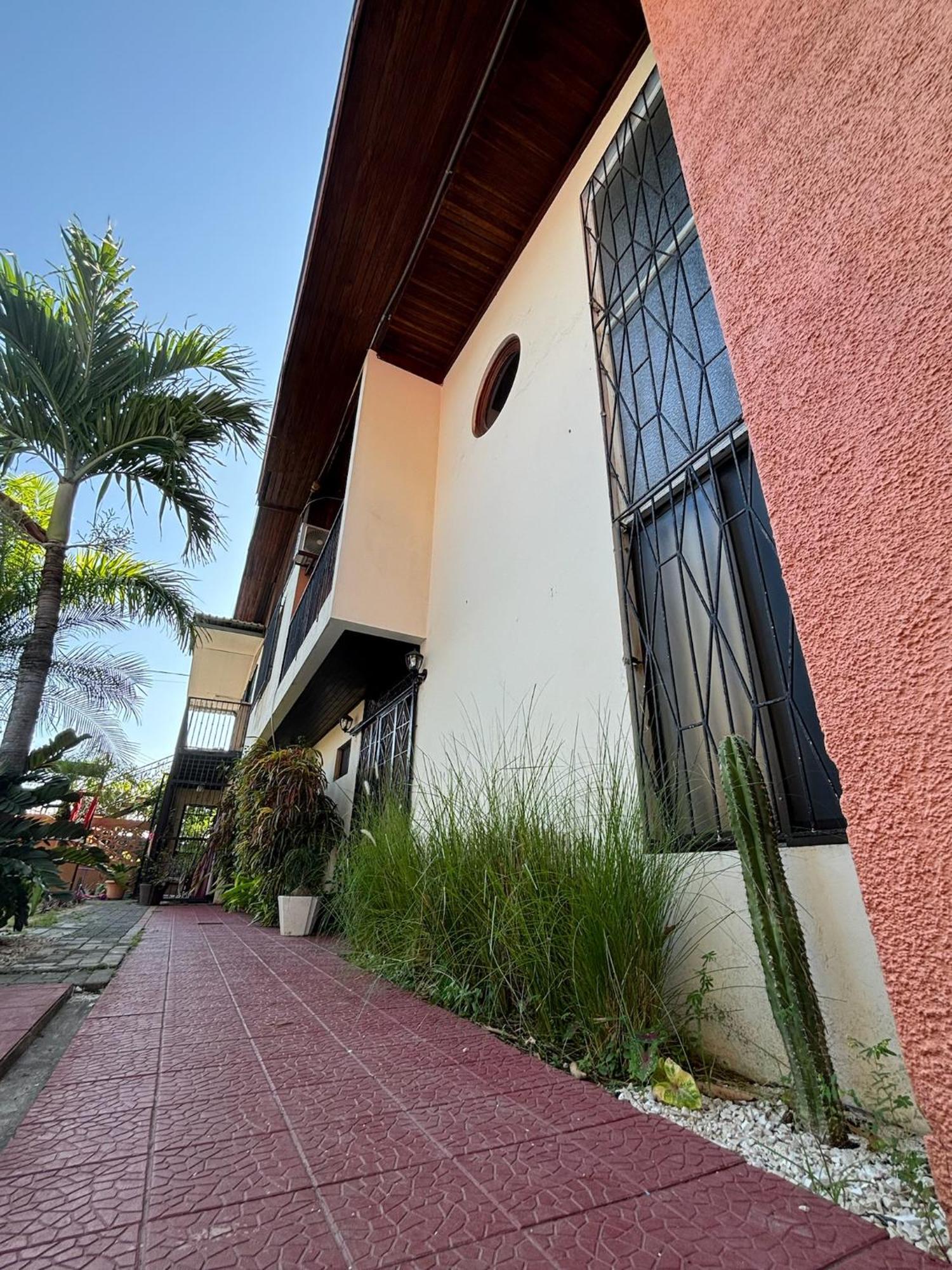 شقة Casa Jana El Roble المظهر الخارجي الصورة