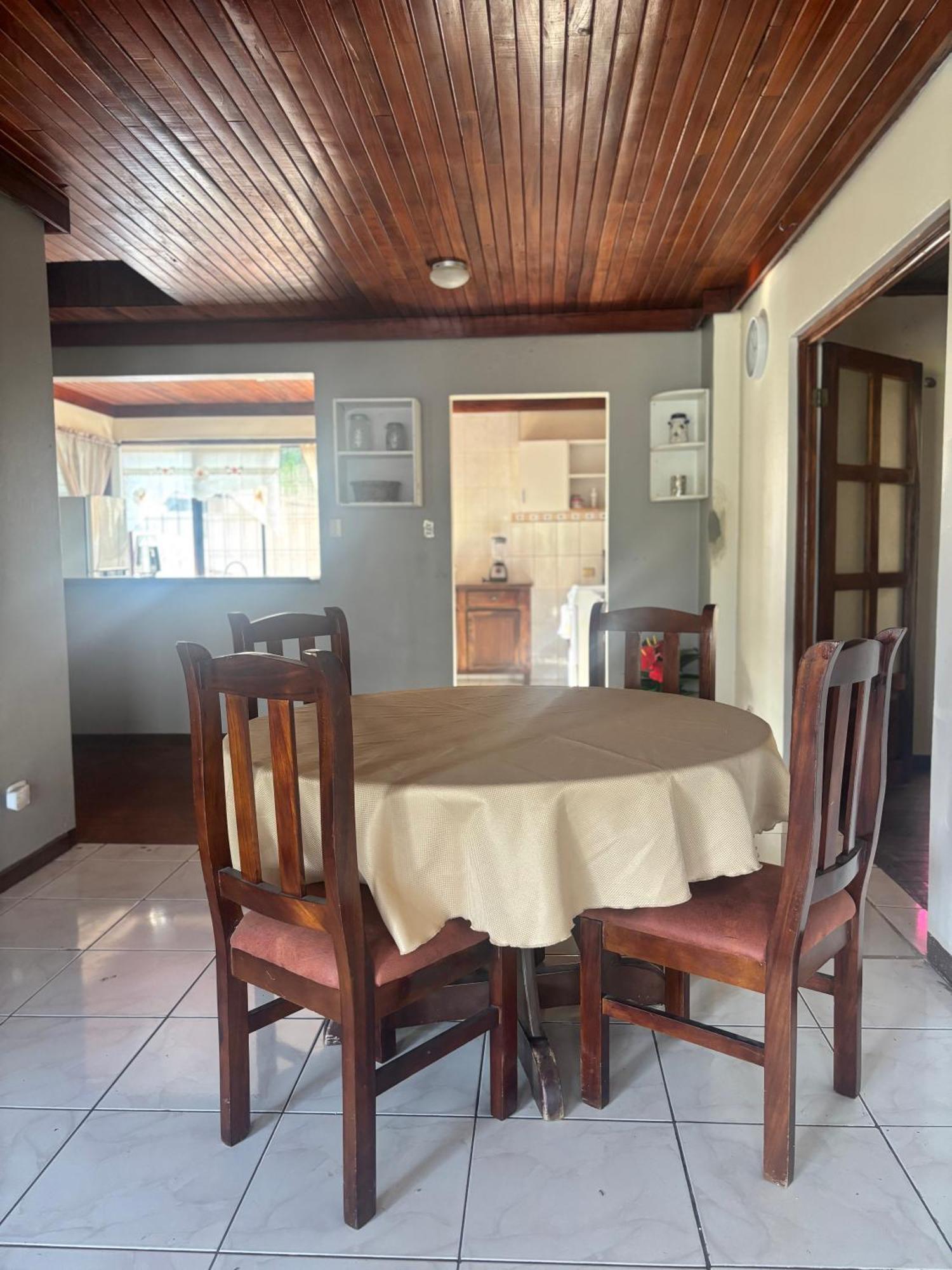 شقة Casa Jana El Roble الغرفة الصورة
