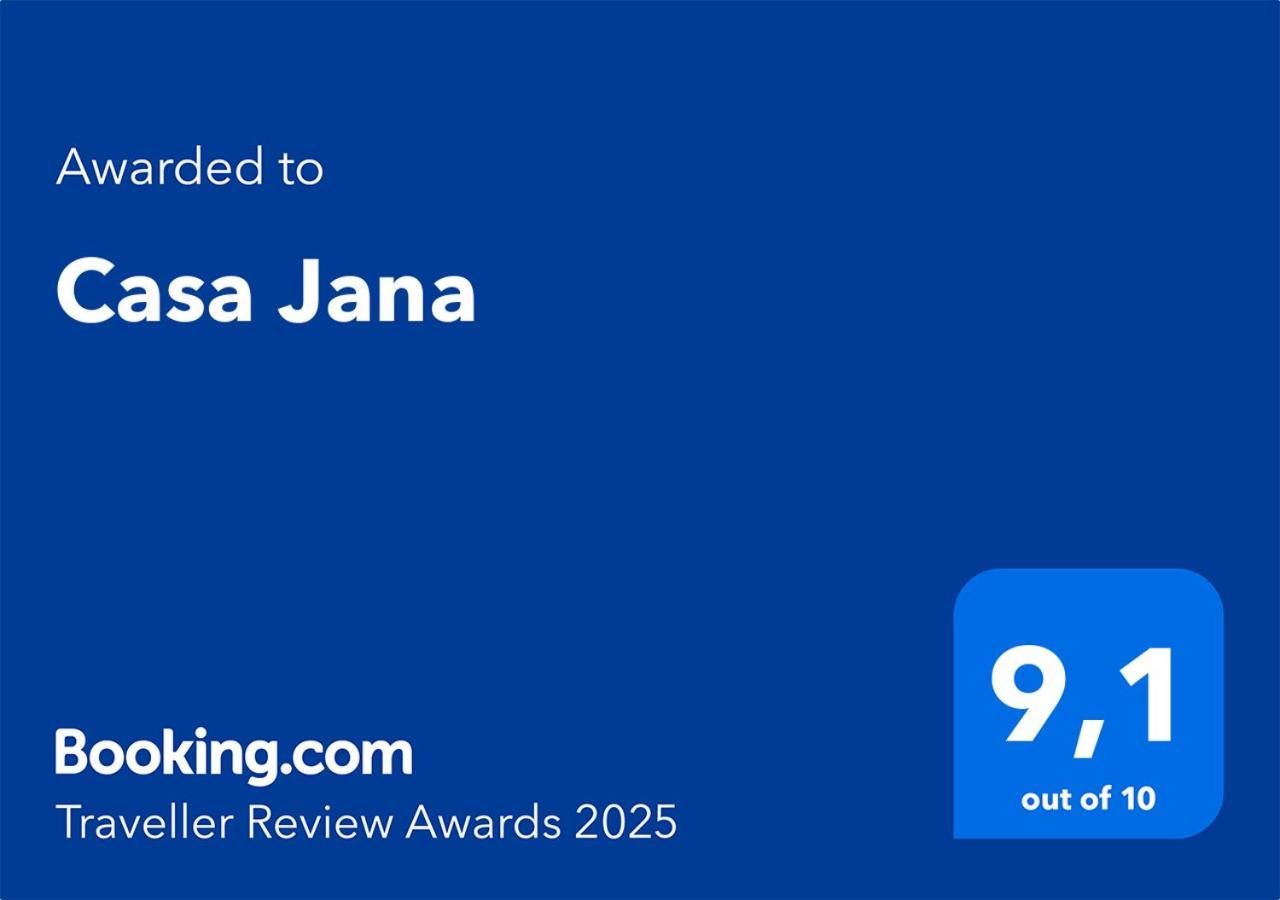 شقة Casa Jana El Roble المظهر الخارجي الصورة