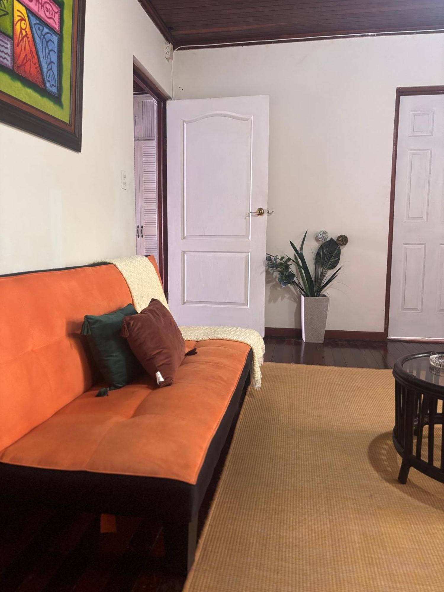 شقة Casa Jana El Roble الغرفة الصورة