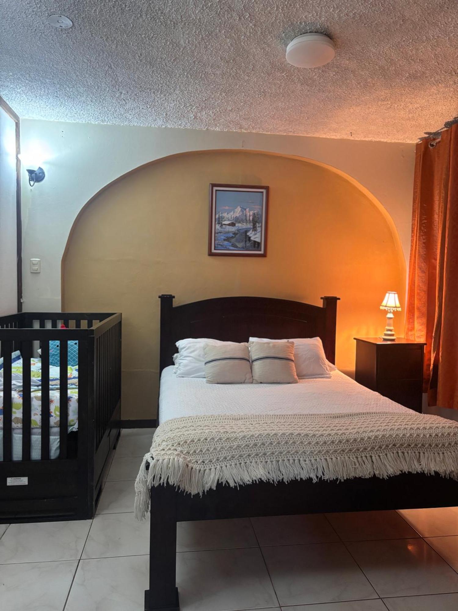 شقة Casa Jana El Roble الغرفة الصورة